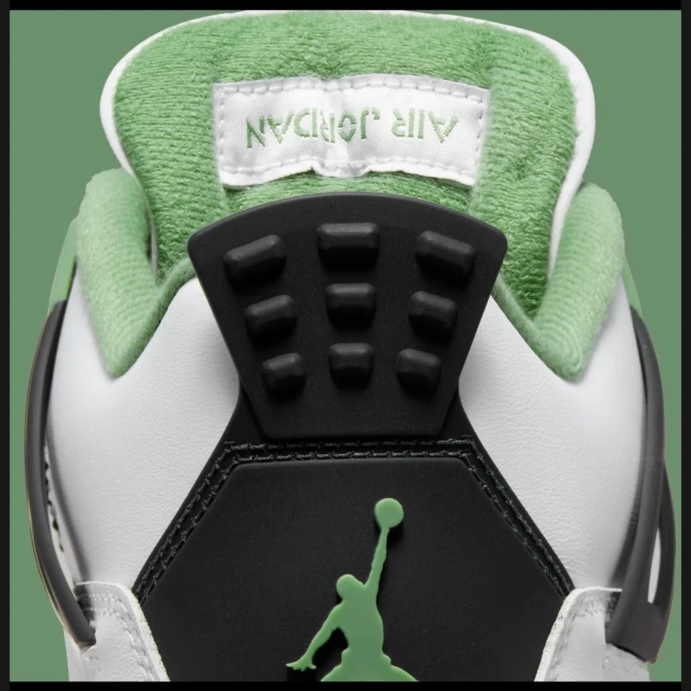 ❌SOLD❌ Air Jordan 4 Retro “Oil Green” sneakers, New in Box, M7 / W8.5 - Picture 9 of 13